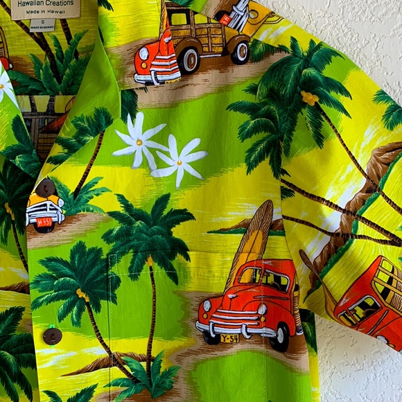 Royal Hawaiian Creations Aloha Shirt - Size Small - Picture 4 of 12